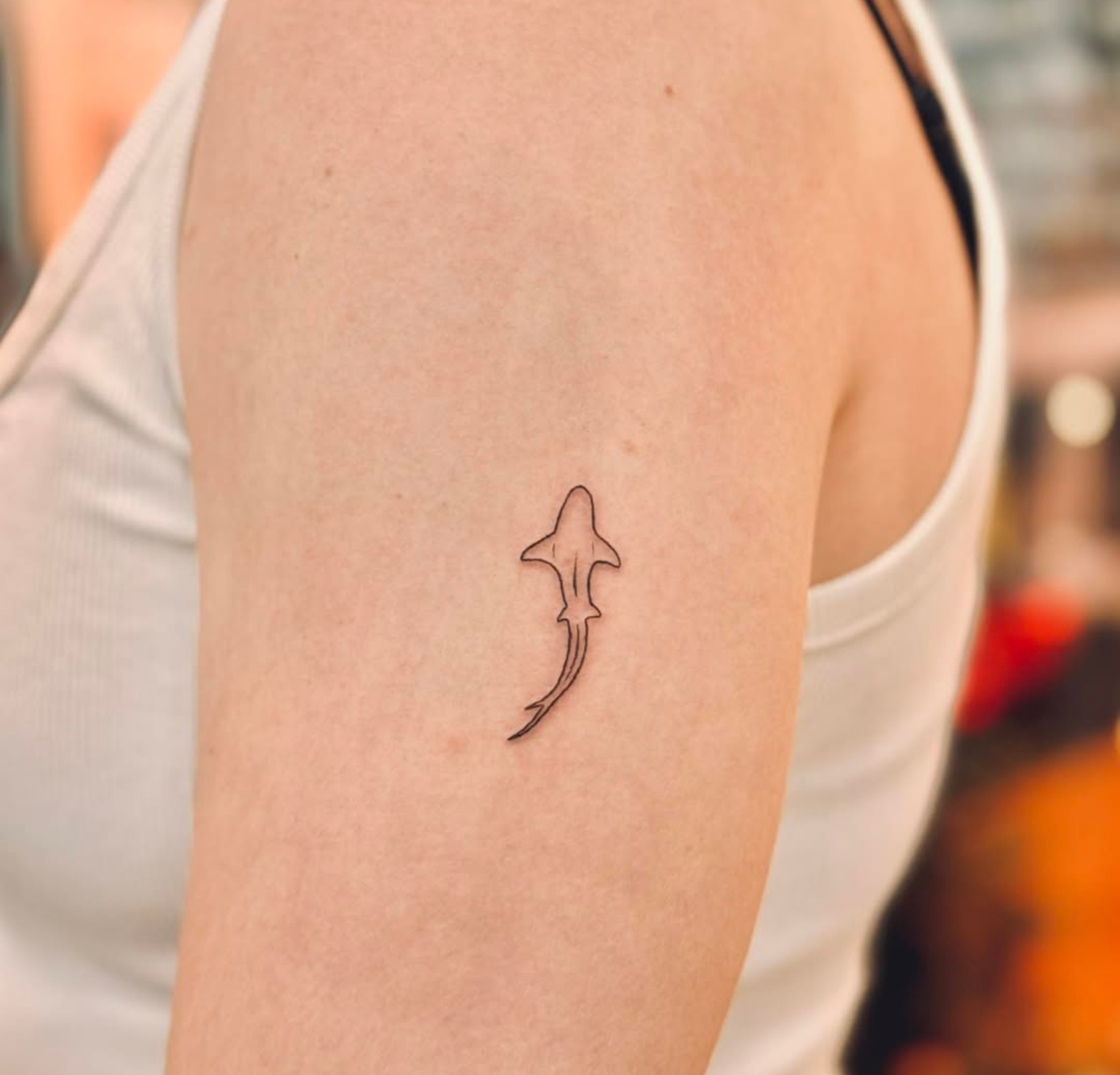 thick line tattoos